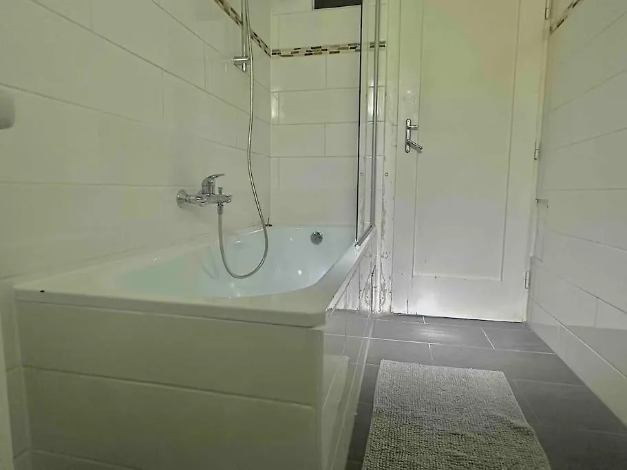 Private Balcony At Top Location Next To Subway Apartment Vienna